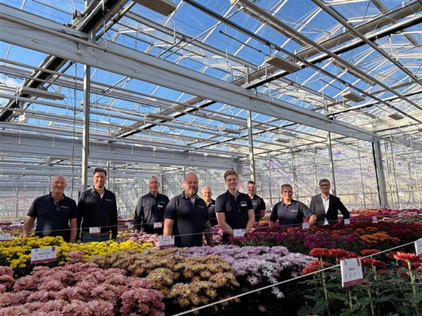 Successful Deli Flower Show highlights international chrysanthemum assortment